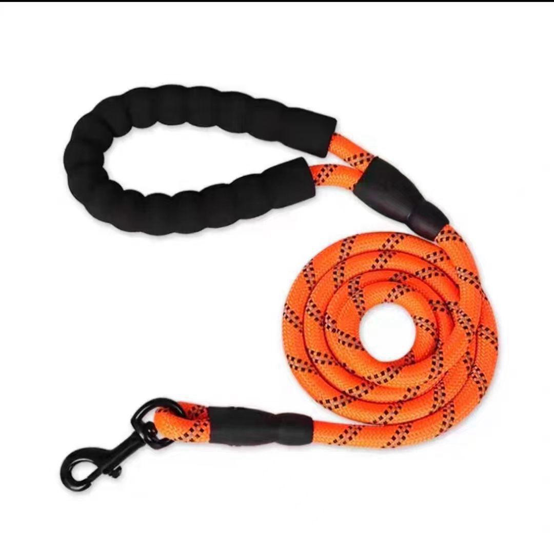 Pet supplies reflective leash, multi-colored nylon round rope, large and medium-sized explosion-proof dog leash, foam handle leash