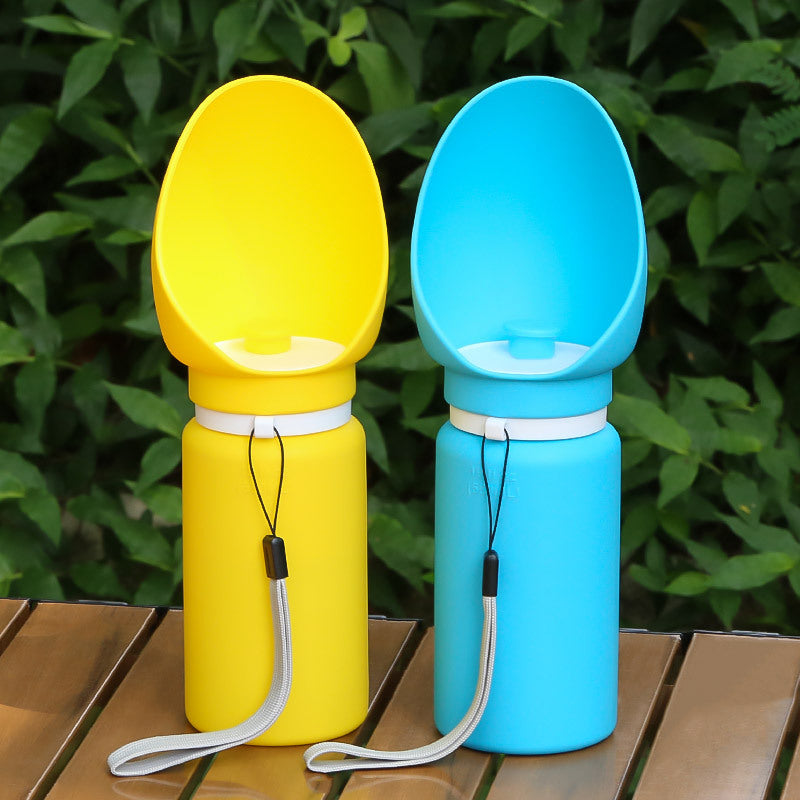 Pet supplies dog travel water cup, outdoor portable travel foldable water bottle, dog drinking fountain